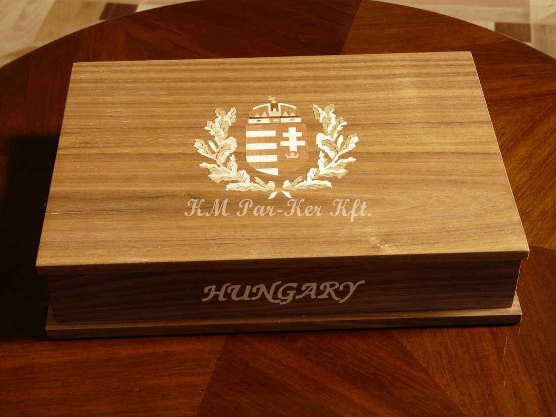 marquetry box 06, Hungarian coat of arms