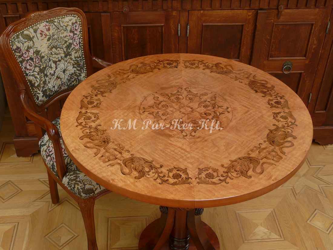 marquetry table, Swan